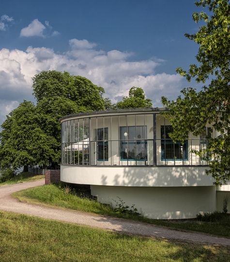 Pavillon im Grünen