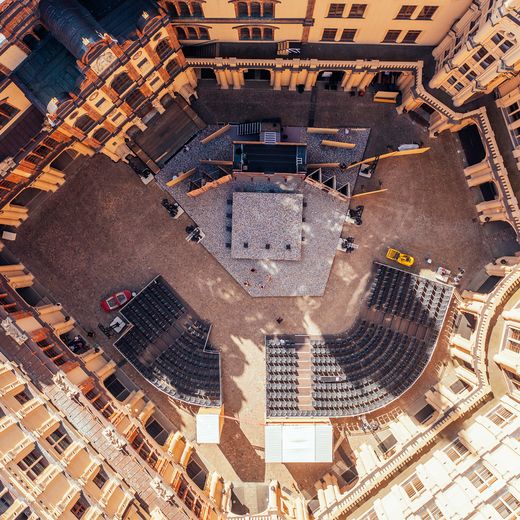 Schweriner Schlossinnenhof von oben